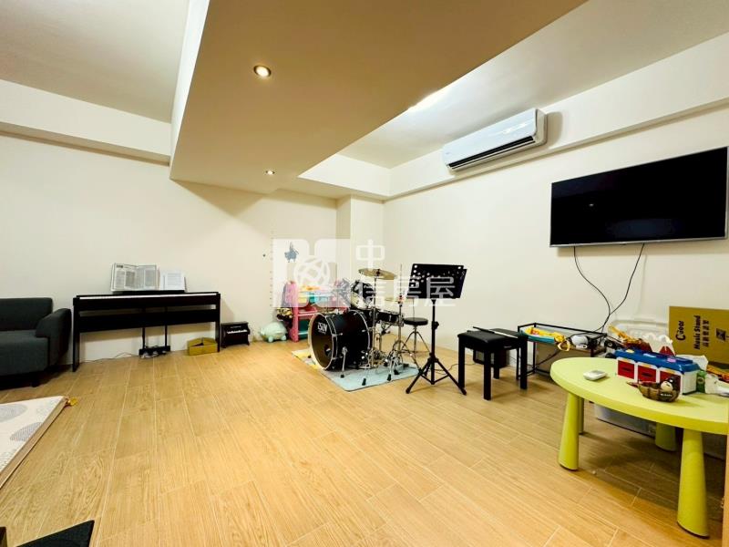 11期稀有釋出!!!陸府花語雙車電梯別墅房屋室內格局與周邊環境