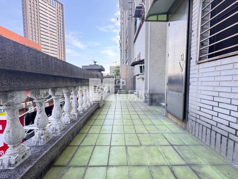 高雄中正靜巷3房平車優質宅房屋室內格局與周邊環境