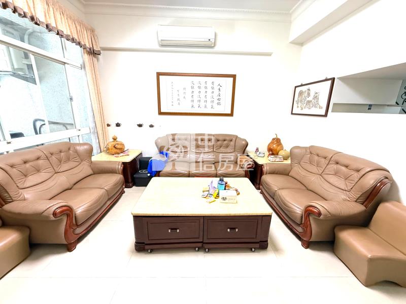 水湳經貿震後臨路車庫美墅(專任)房屋室內格局與周邊環境