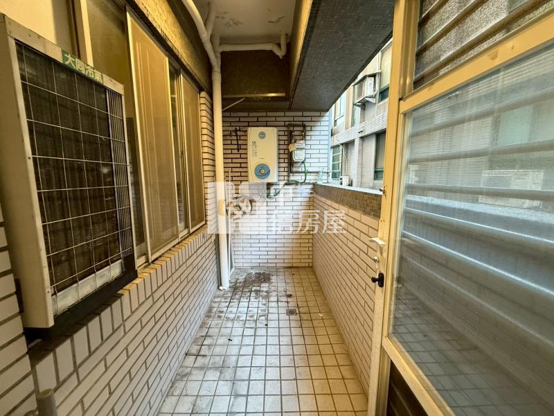 桃園藝文特區G10捷運宅4房車房屋室內格局與周邊環境