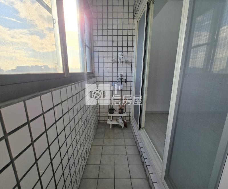 大安紫金城2房2衛美廈房屋室內格局與周邊環境