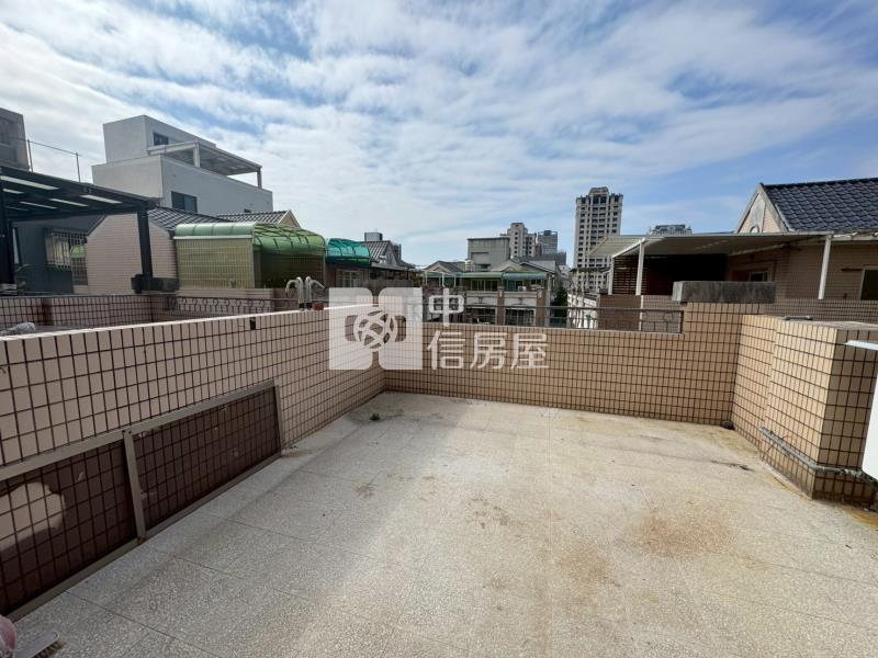 八期好市多旁低總價別墅房屋室內格局與周邊環境