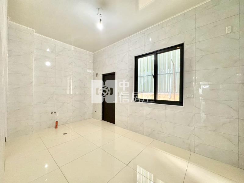 宜欣商圈全新電梯美墅房屋室內格局與周邊環境