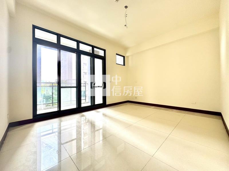 宜欣商圈全新電梯美墅房屋室內格局與周邊環境