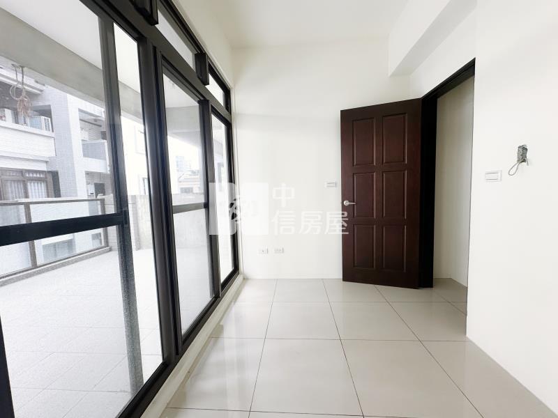 全新未住八德電梯別墅房屋室內格局與周邊環境