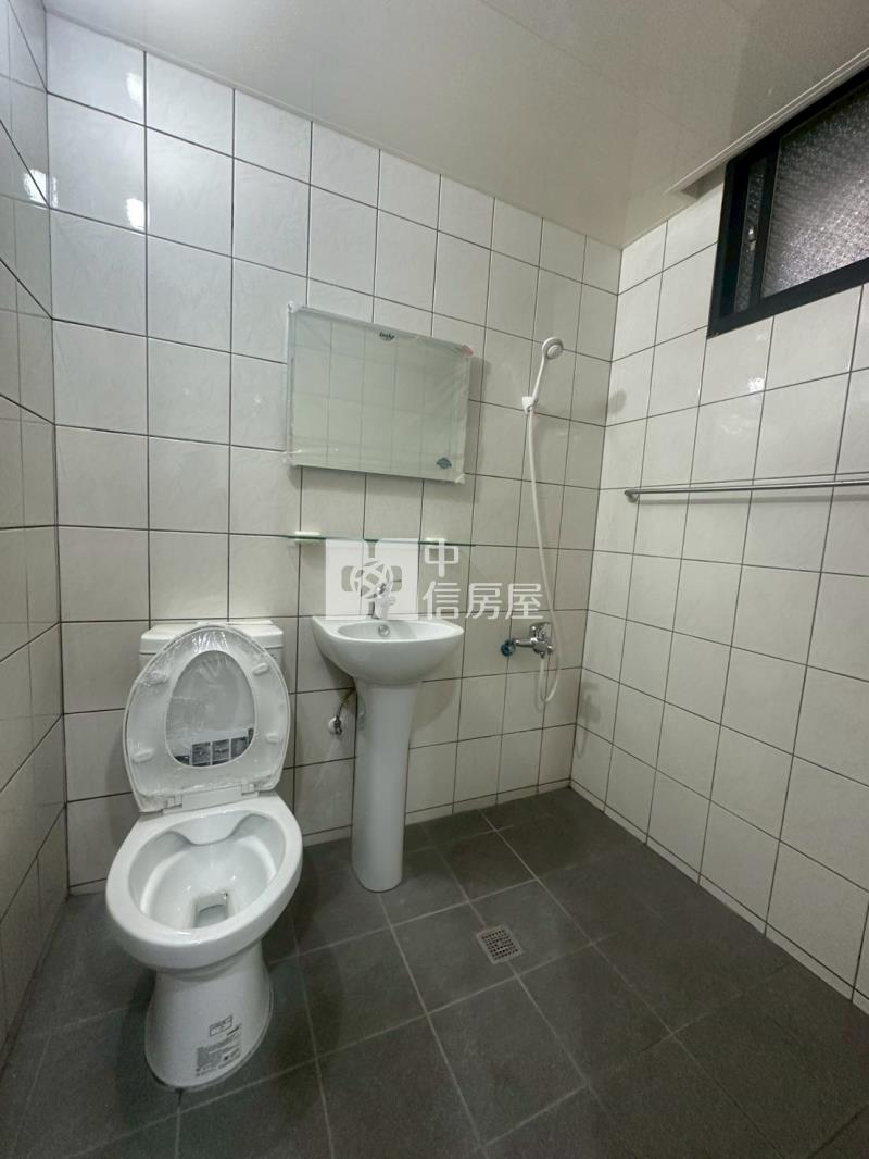 秀才路翻新美透天房屋室內格局與周邊環境