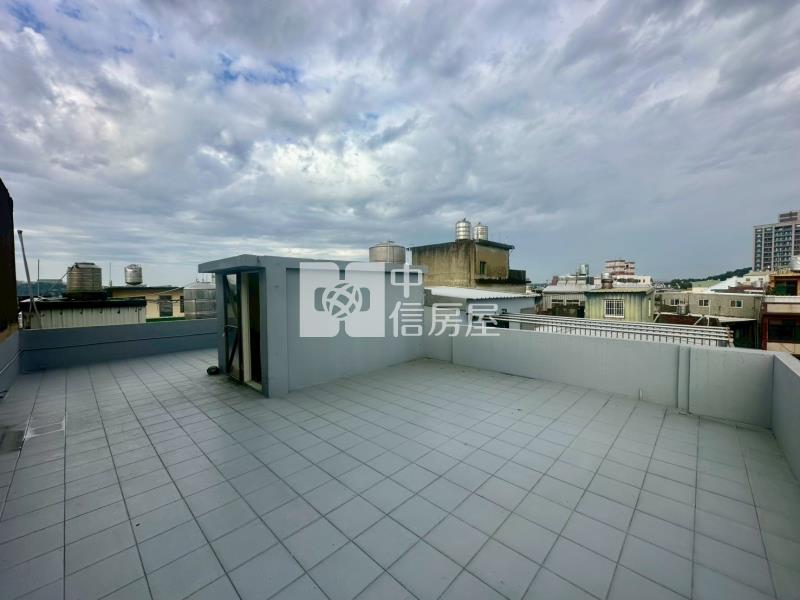 秀才路翻新美透天房屋室內格局與周邊環境