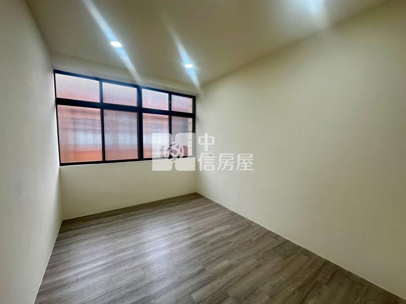 秀才路翻新美透天房屋室內格局與周邊環境