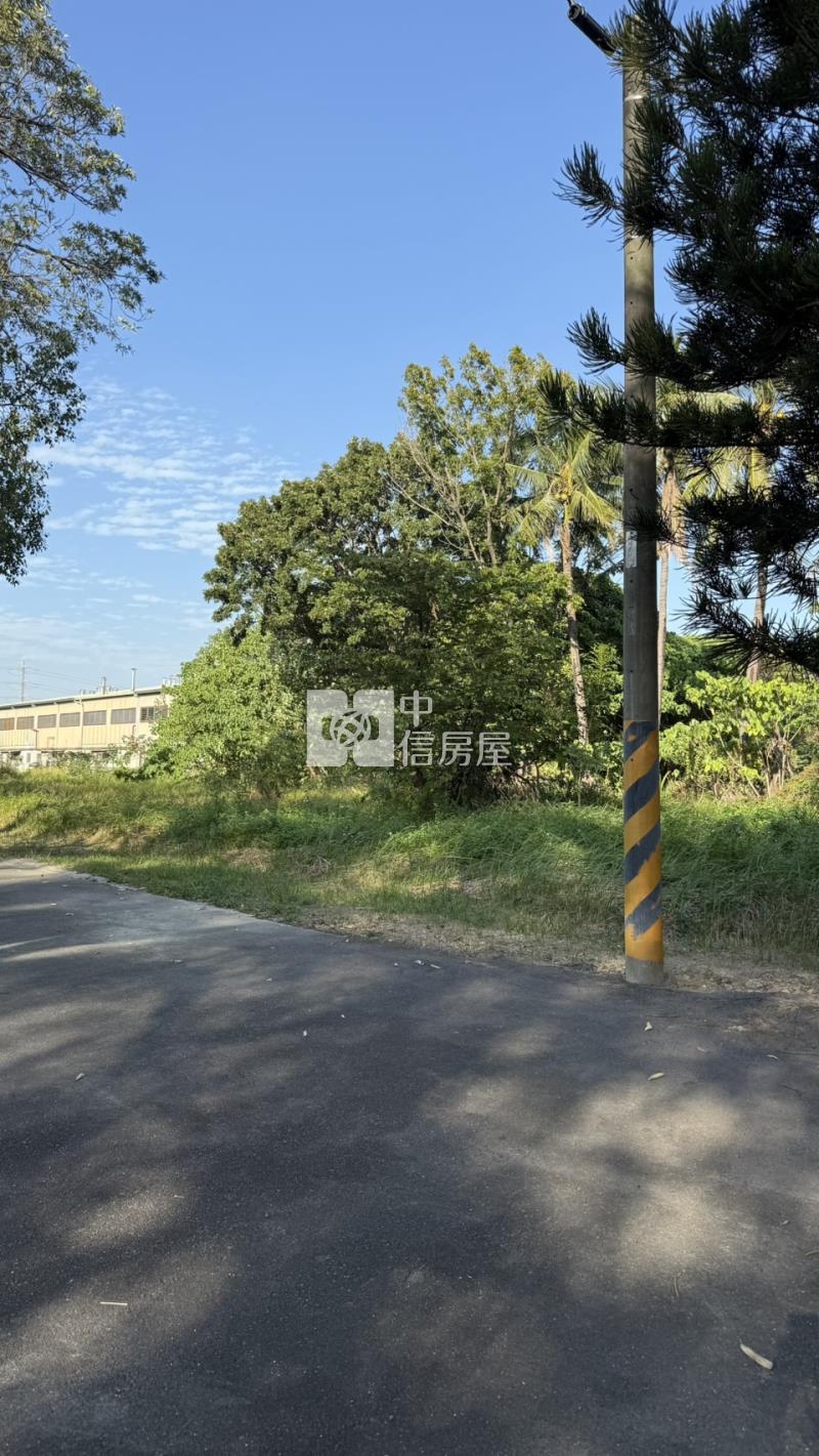 歸仁高鐵橋下持分美農地房屋室內格局與周邊環境