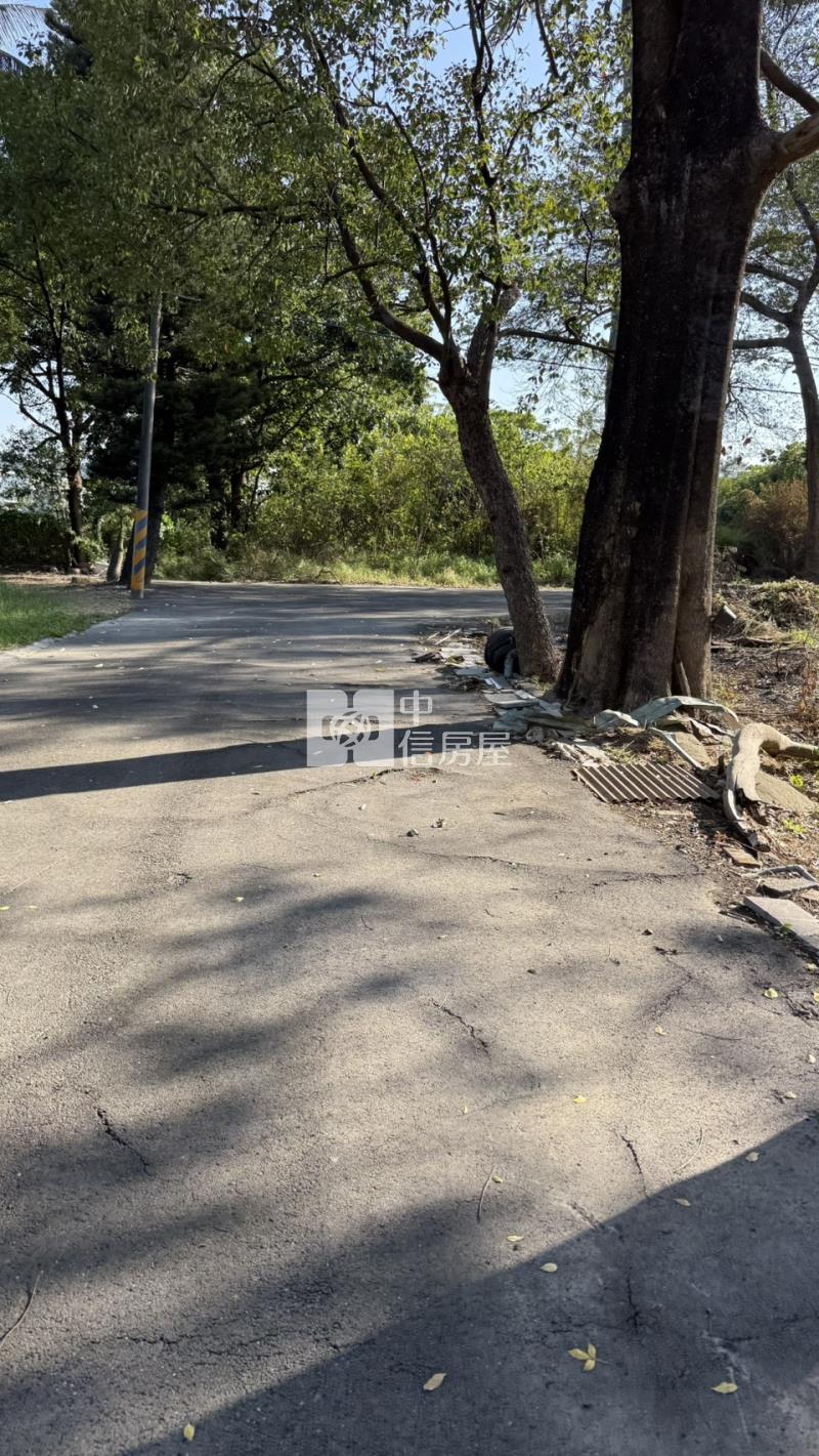 歸仁高鐵橋下持分美農地房屋室內格局與周邊環境