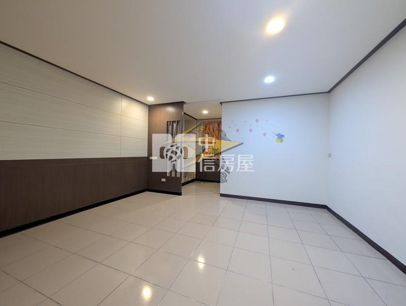 【星鑽】近66低總價優質透天房屋室內格局與周邊環境