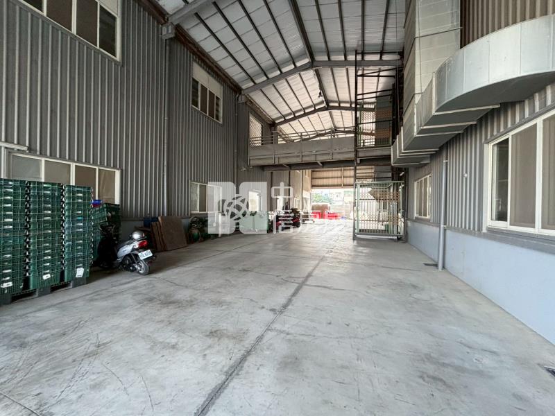 溪洲豪華氣派合法輕屋齡丁工廠房+3樓透天房屋室內格局與周邊環境