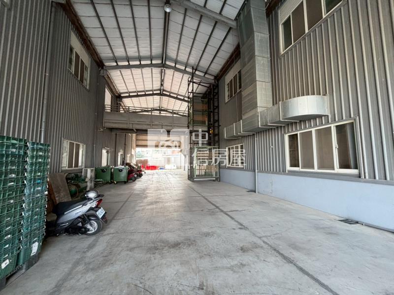 溪洲豪華氣派合法輕屋齡丁工廠房+3樓透天房屋室內格局與周邊環境