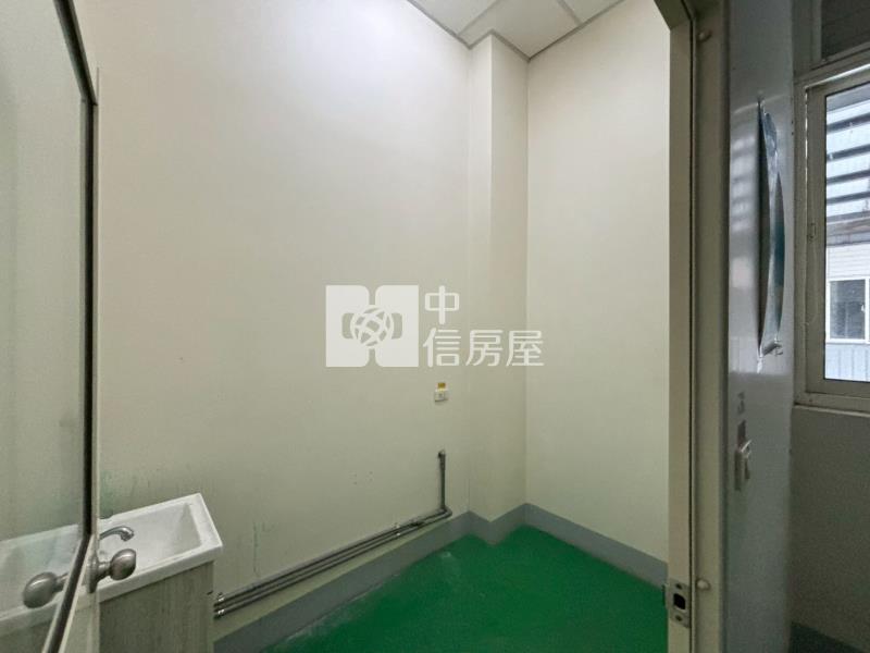溪洲豪華氣派合法輕屋齡丁工廠房+3樓透天房屋室內格局與周邊環境