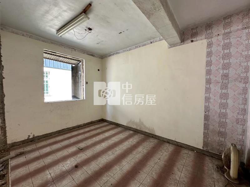 交流道大地坪透天房屋室內格局與周邊環境