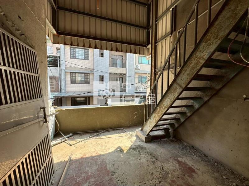 交流道大地坪透天房屋室內格局與周邊環境