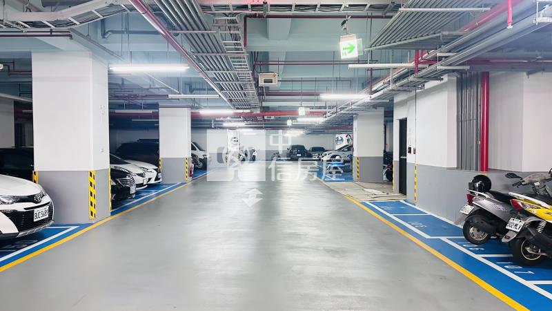 中路特區、高質感美2房雙大車位房屋室內格局與周邊環境