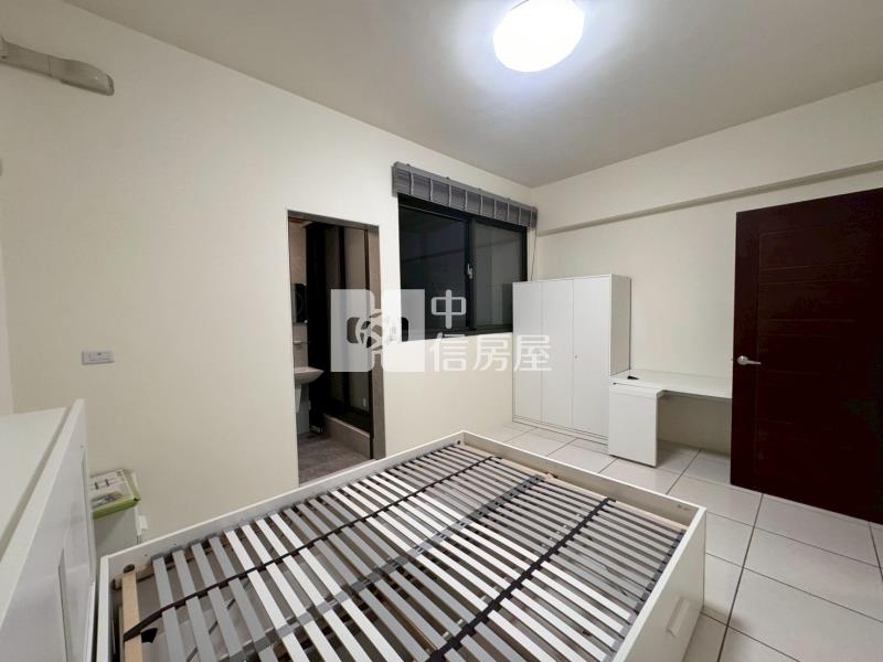 斗六科邨輕屋齡雙車精裝美墅房屋室內格局與周邊環境