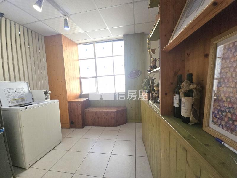 中國醫邊間滿租透套房屋室內格局與周邊環境