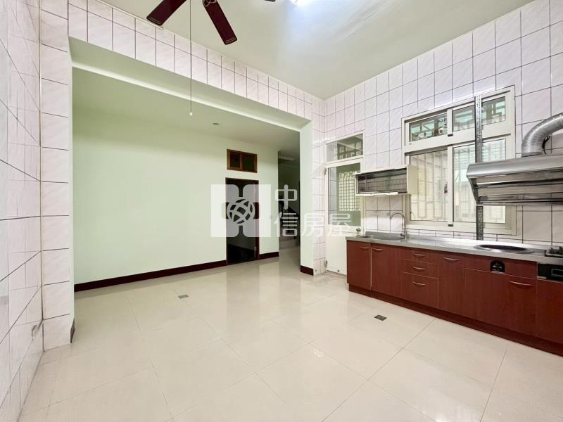 頭份翠亨邊間大豪墅房屋室內格局與周邊環境