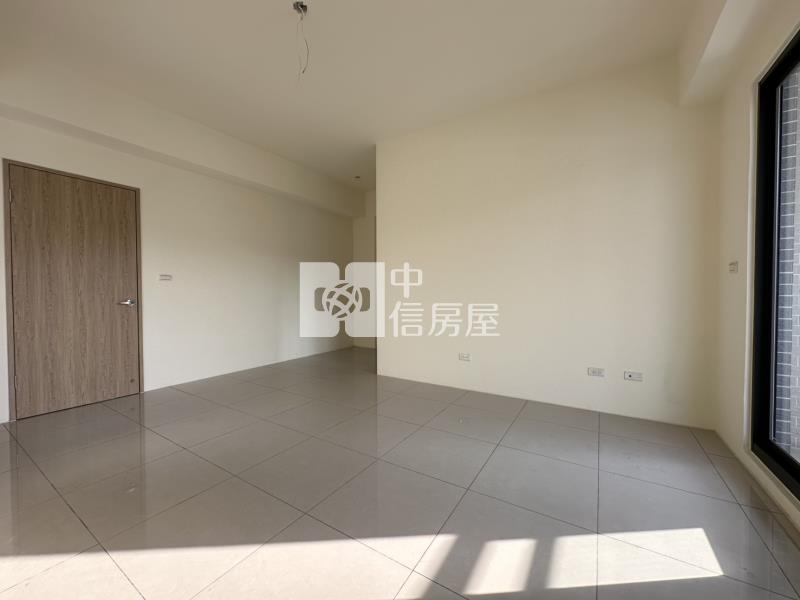 玉井國中全新三房雙車墅房屋室內格局與周邊環境