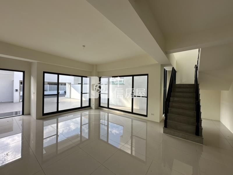 玉井國中全新三房雙車墅房屋室內格局與周邊環境