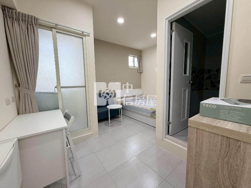 站前秀泰6%投報4套房屋室內格局與周邊環境