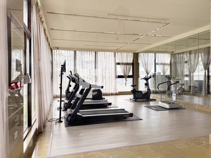 近青園國小.青埔國中一樓挑高三房車房屋室內格局與周邊環境