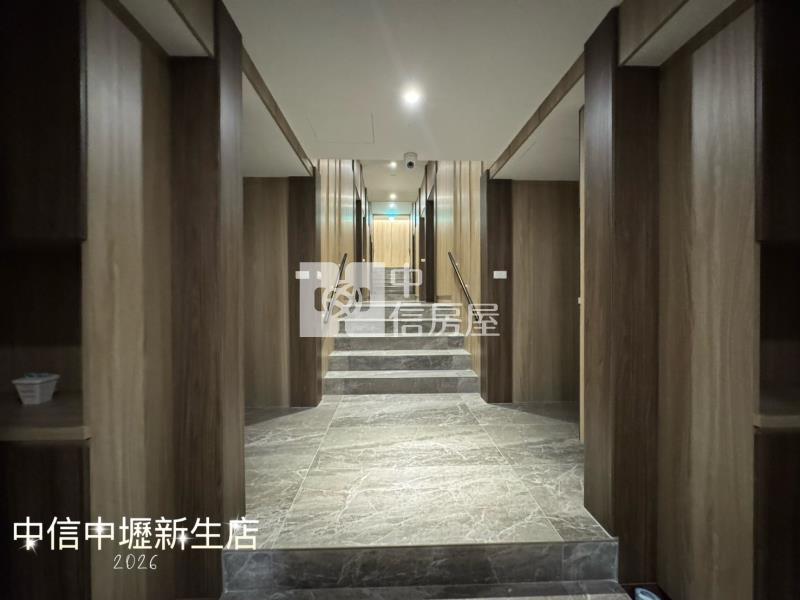 捷運G08走路3分鐘.飯店式精品樓中樓套房房屋室內格局與周邊環境