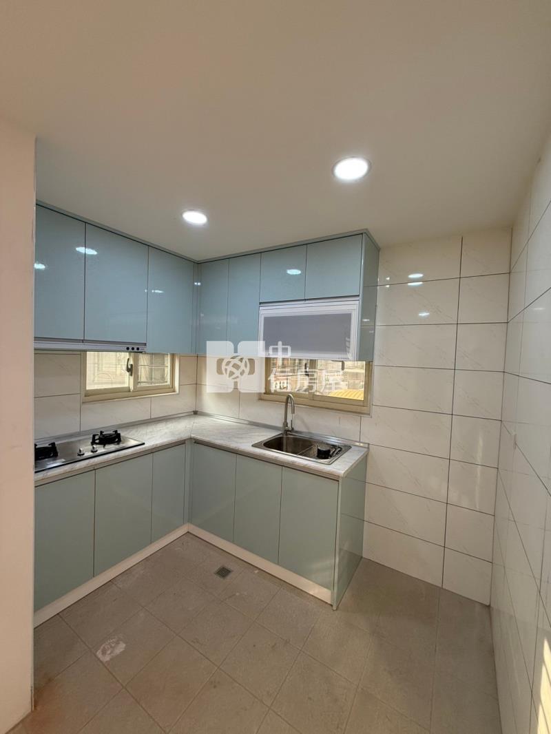 近G06全新裝潢美3房房屋室內格局與周邊環境