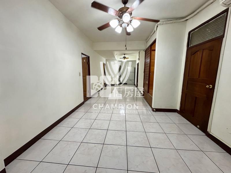 【冠軍】東信路小資四房房屋室內格局與周邊環境