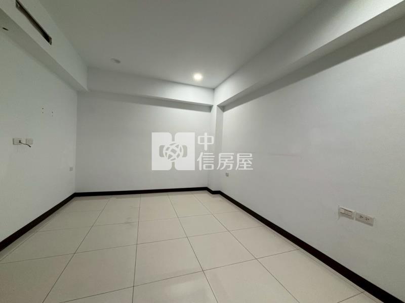 華勛市場整新景觀戶房屋室內格局與周邊環境