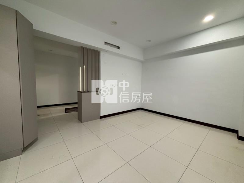 華勛市場整新景觀戶房屋室內格局與周邊環境