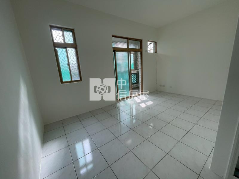 近草漯市區超值大透天房屋室內格局與周邊環境