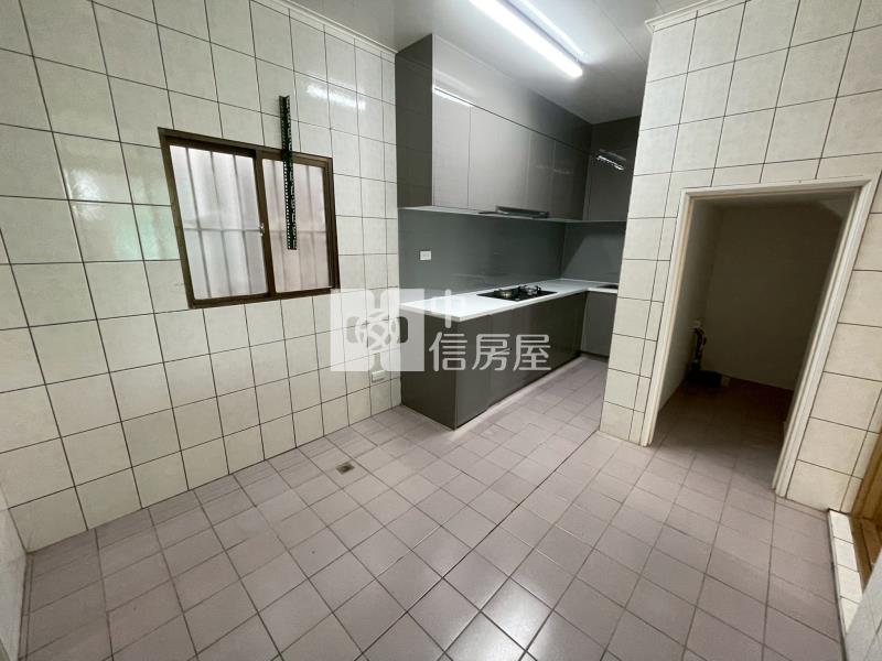 近草漯市區超值大透天房屋室內格局與周邊環境