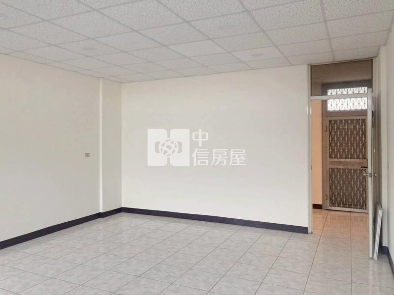 新市南科超大坪數5房車墅房屋室內格局與周邊環境