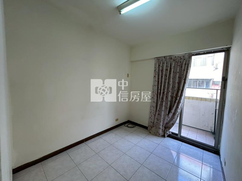 斗六美麗大地2+3F車位四房房屋室內格局與周邊環境