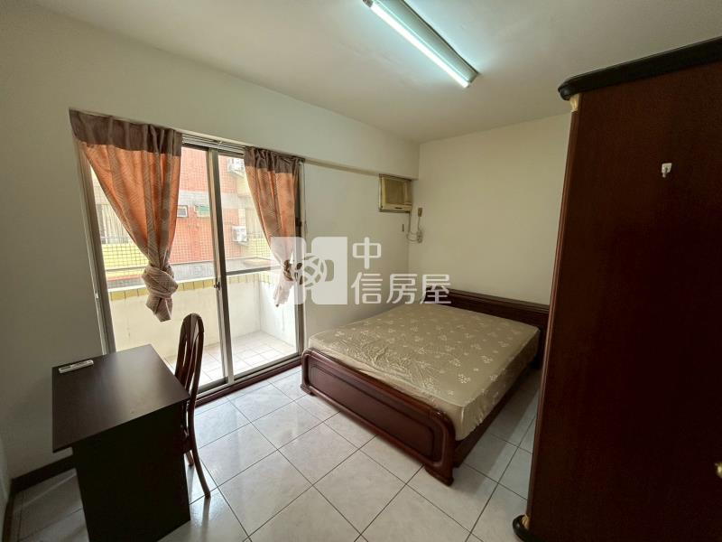 斗六美麗大地2+3F車位四房房屋室內格局與周邊環境