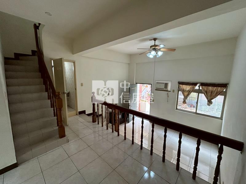 斗六美麗大地2+3F車位四房房屋室內格局與周邊環境