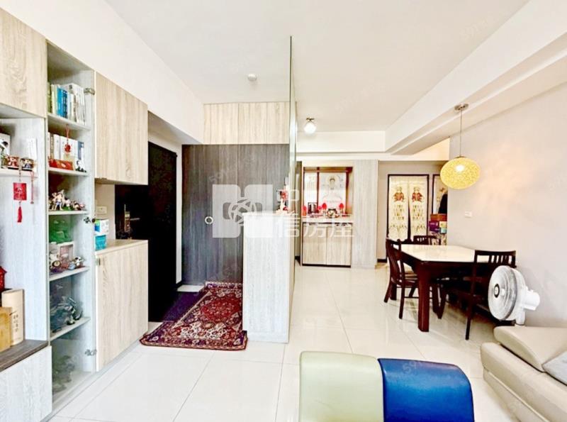 新光勝麗威登大3房平車房屋室內格局與周邊環境