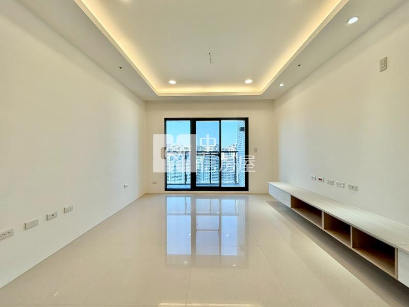 太子欣世界四房雙平車房屋室內格局與周邊環境