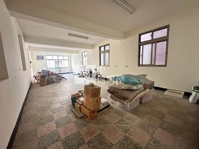 育達高中旁靜巷大地坪透天(中信卓越團隊)房屋室內格局與周邊環境