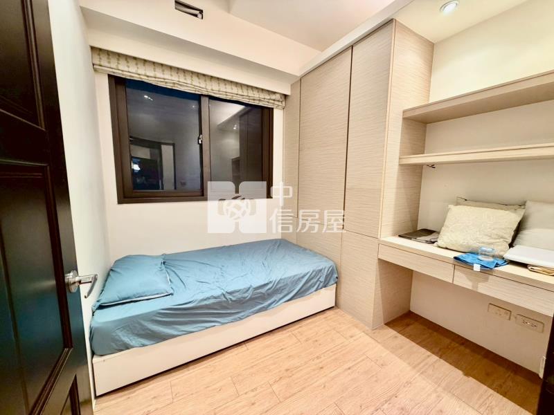 青埔A18紐約線上精美2+1房車房屋室內格局與周邊環境