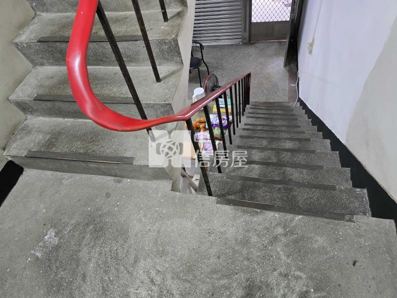 內壢高中轉角透天房屋室內格局與周邊環境