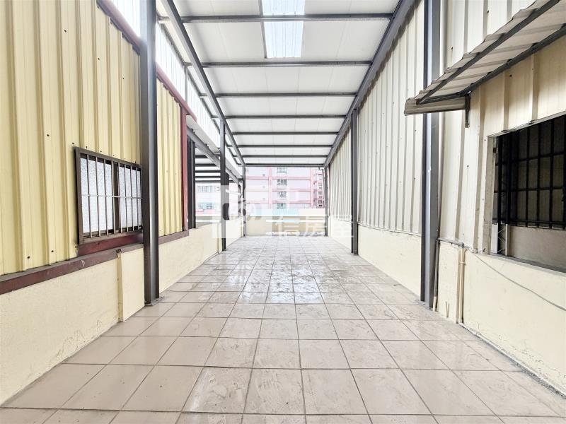 中興商圈吃市透店B房屋室內格局與周邊環境