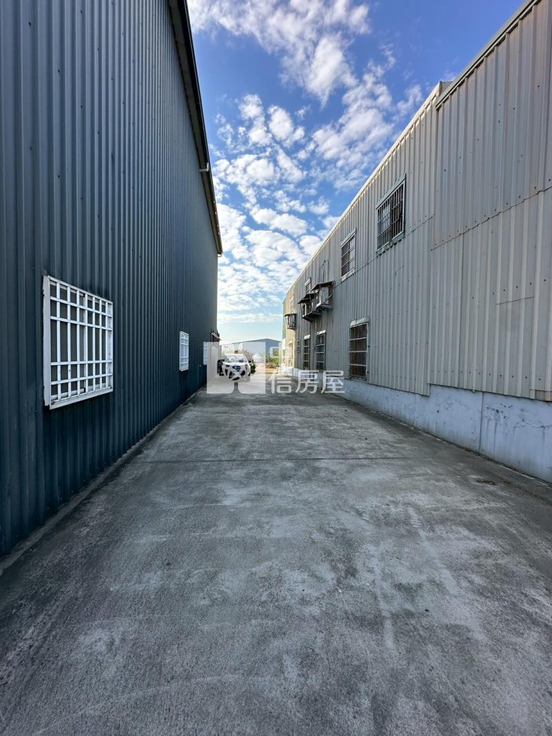 霧峰國3旁大地坪廠房房屋室內格局與周邊環境