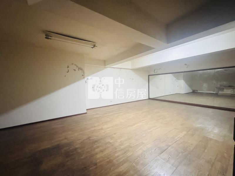 立案首選/屏東市近200坪商業透天房屋室內格局與周邊環境