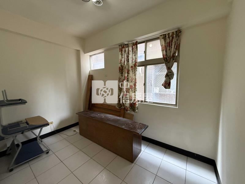 楊新路 一手屋主便宜別墅房屋室內格局與周邊環境