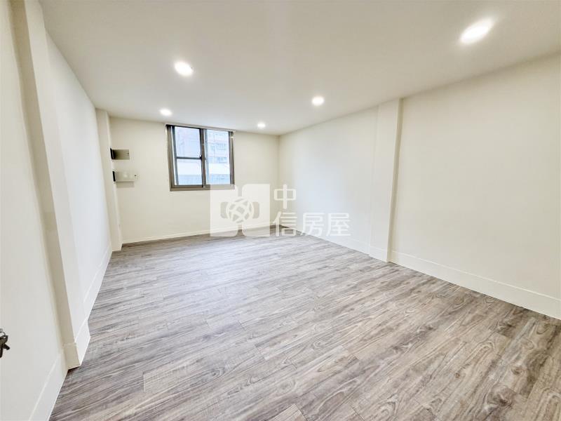 中興商圈吃市透店C房屋室內格局與周邊環境