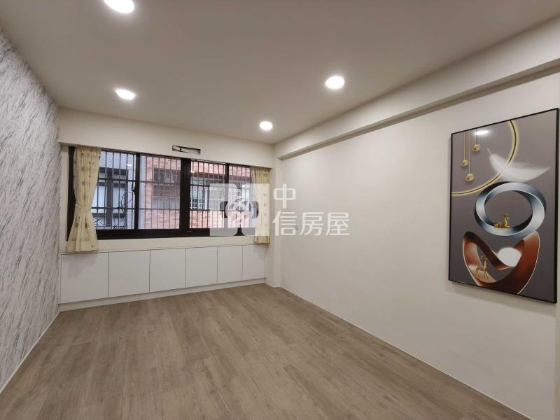 內壢家樂福美三房房屋室內格局與周邊環境